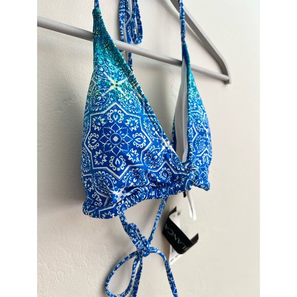 New La Blanca Triangle Swimsuit Bikini Top with Gold Embellishment Size: 14 - Picture 4 of 6